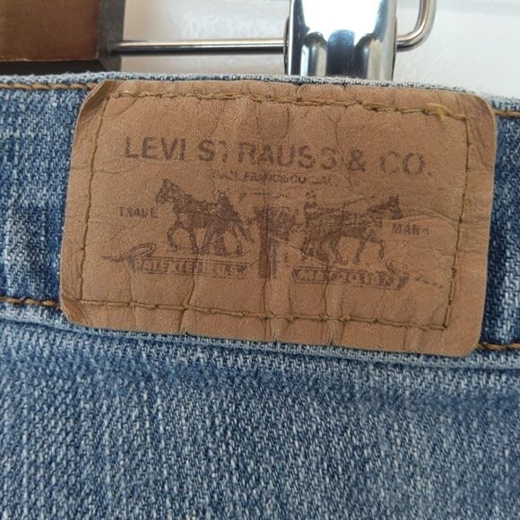 Levi's 515 five pocket boot cut jeans - Picture 9 of 11